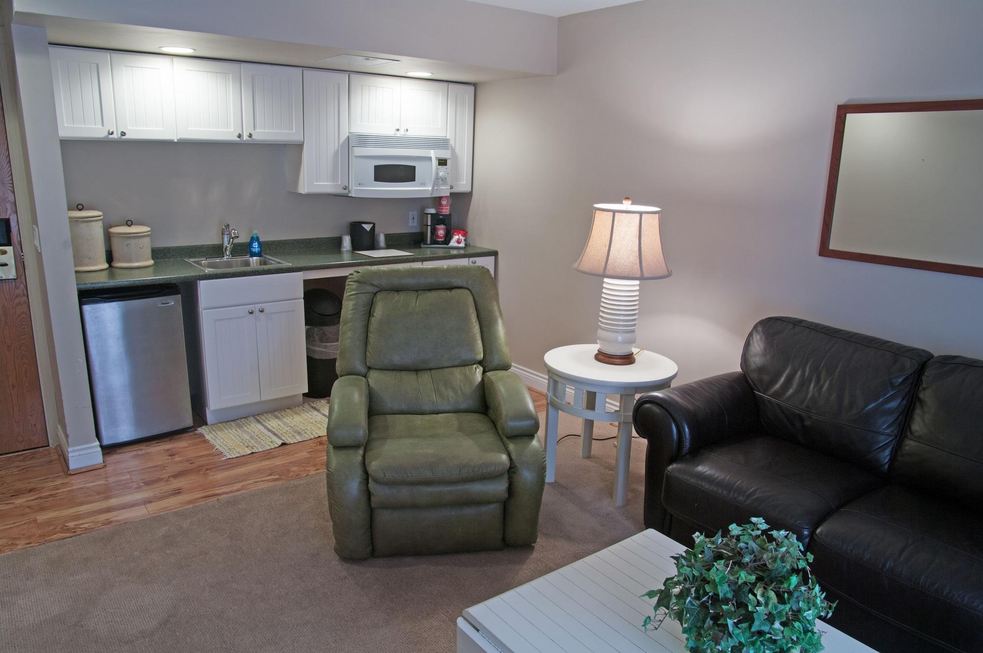Charlevoix Inn & Suites Surestay Collection By Best Western Eksteriør bilde