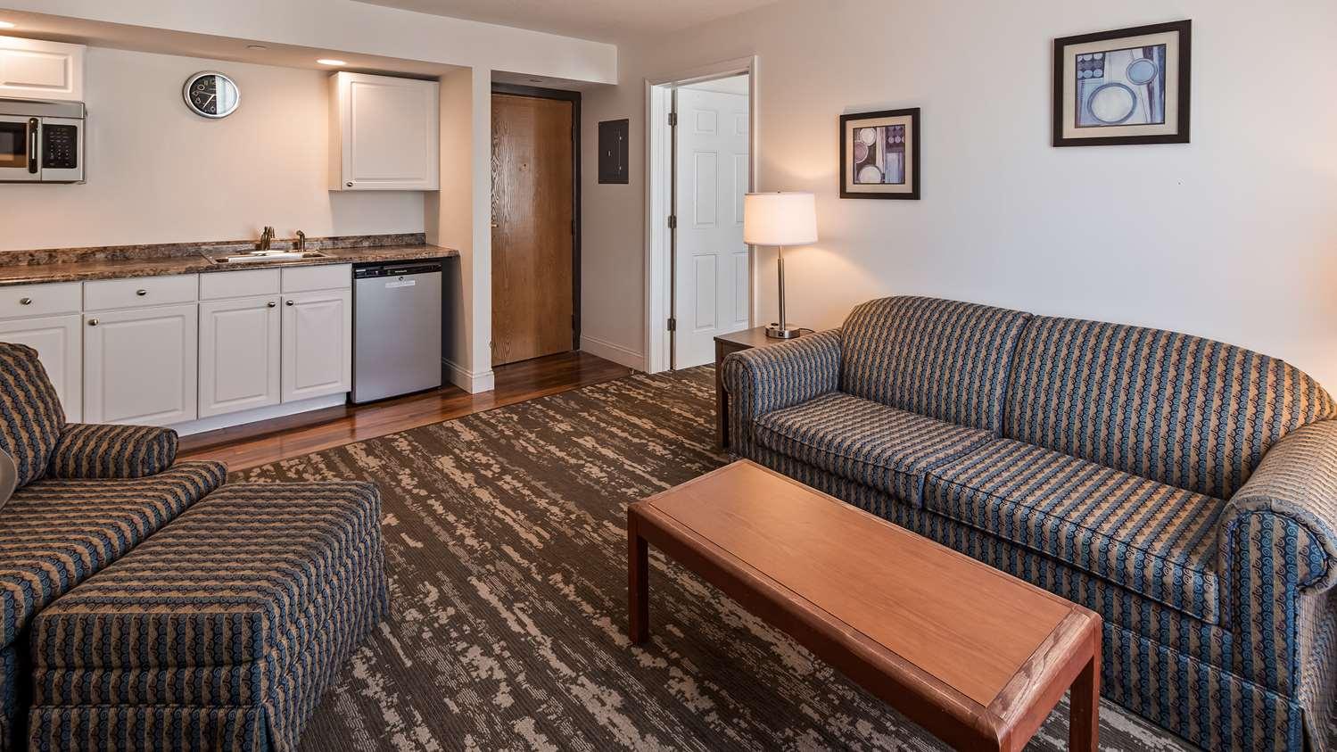 Charlevoix Inn & Suites Surestay Collection By Best Western Eksteriør bilde